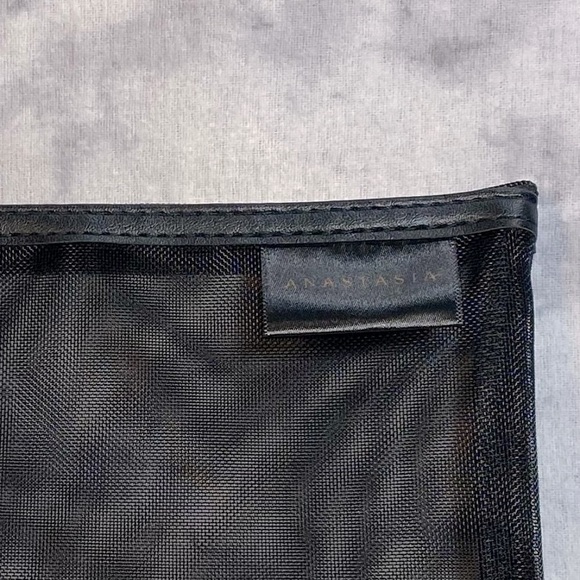 ANASTASIA Black Pouch - Picture 5 of 5
